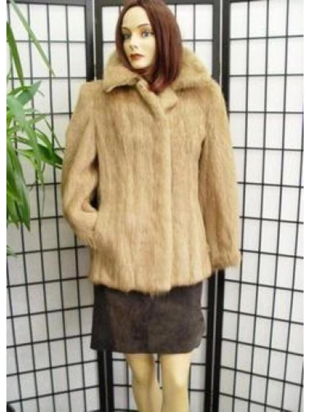$MINT LONG HAIRED NUTRIA FUR COAT WOMEN SZ 4-6